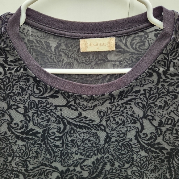 Altar'd State Size Medium Black Velvet Damask Rayon Peplum Womens Babydoll Top. - Picture 3 of 12